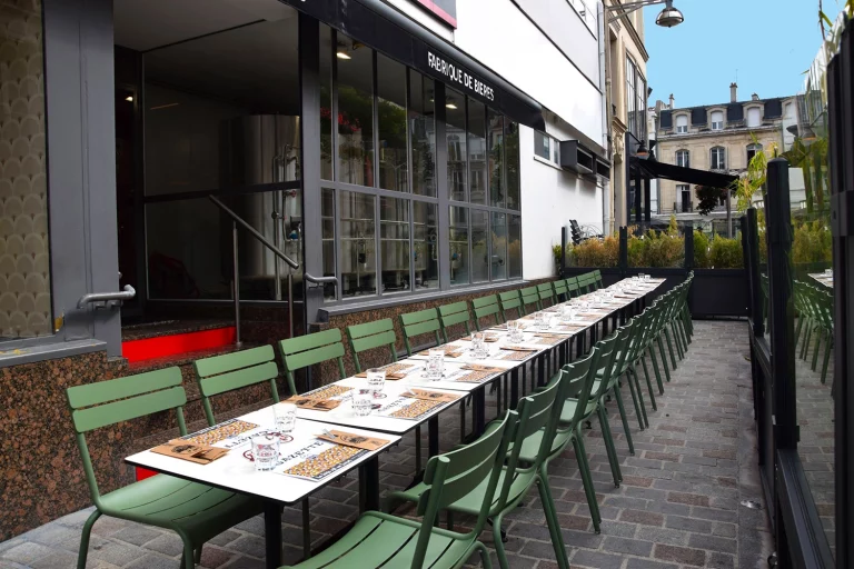 Terrasse en plein cœur de reims pour profiter du soleil